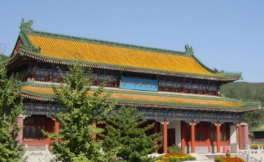 北京万佛华侨陵园
